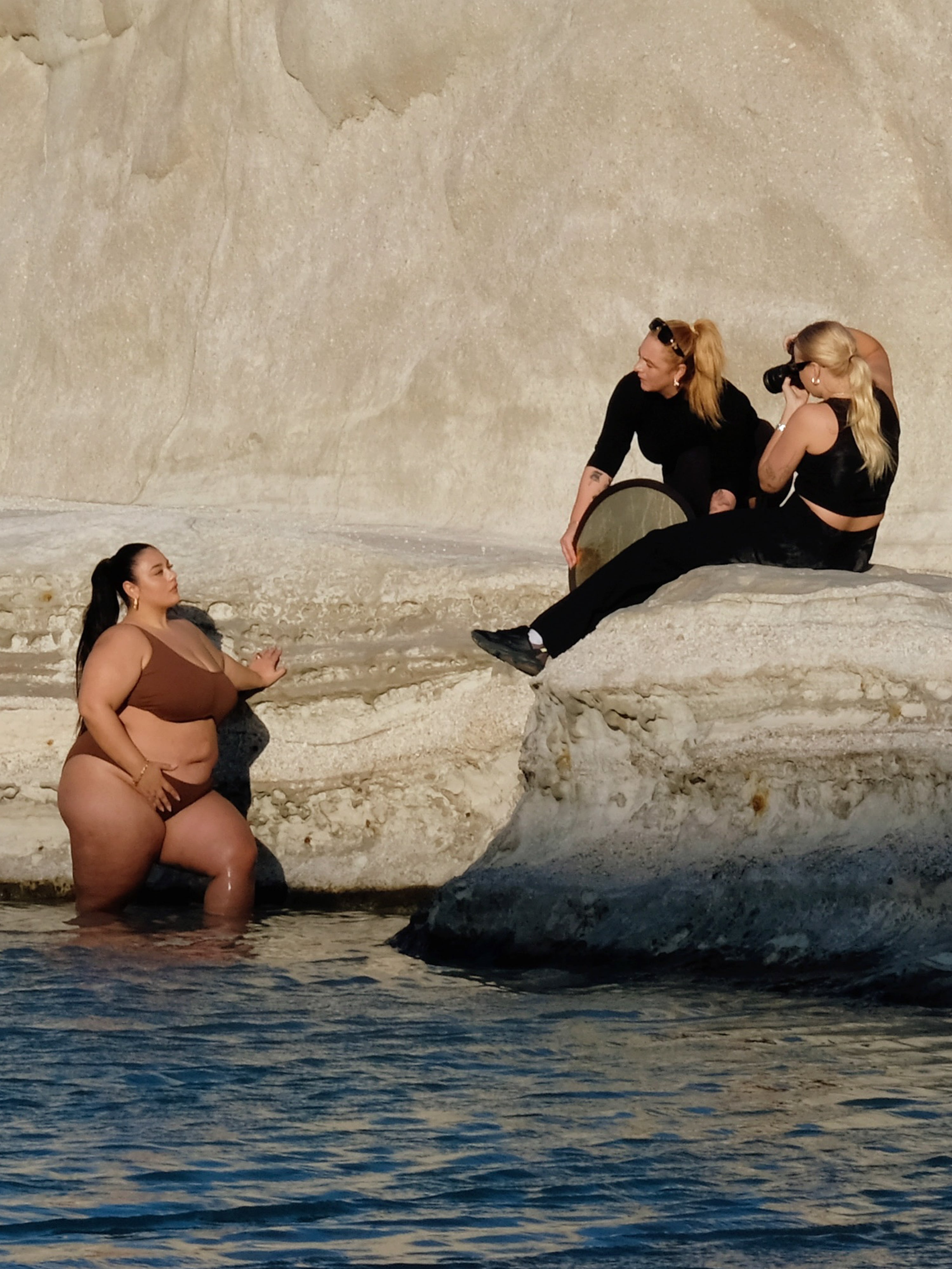 Mit ZOA Swimwear erfüllt sich Zoe Flindris einen Lebenstraum: Ihre eigene Bademoden-Marke nur für Curvy Frauen